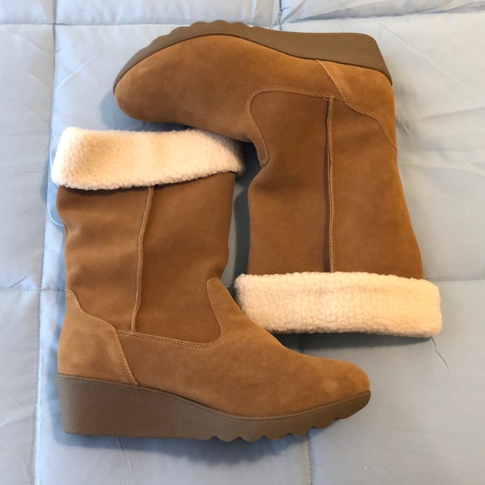 BNWT Land’s End Winter Boots!